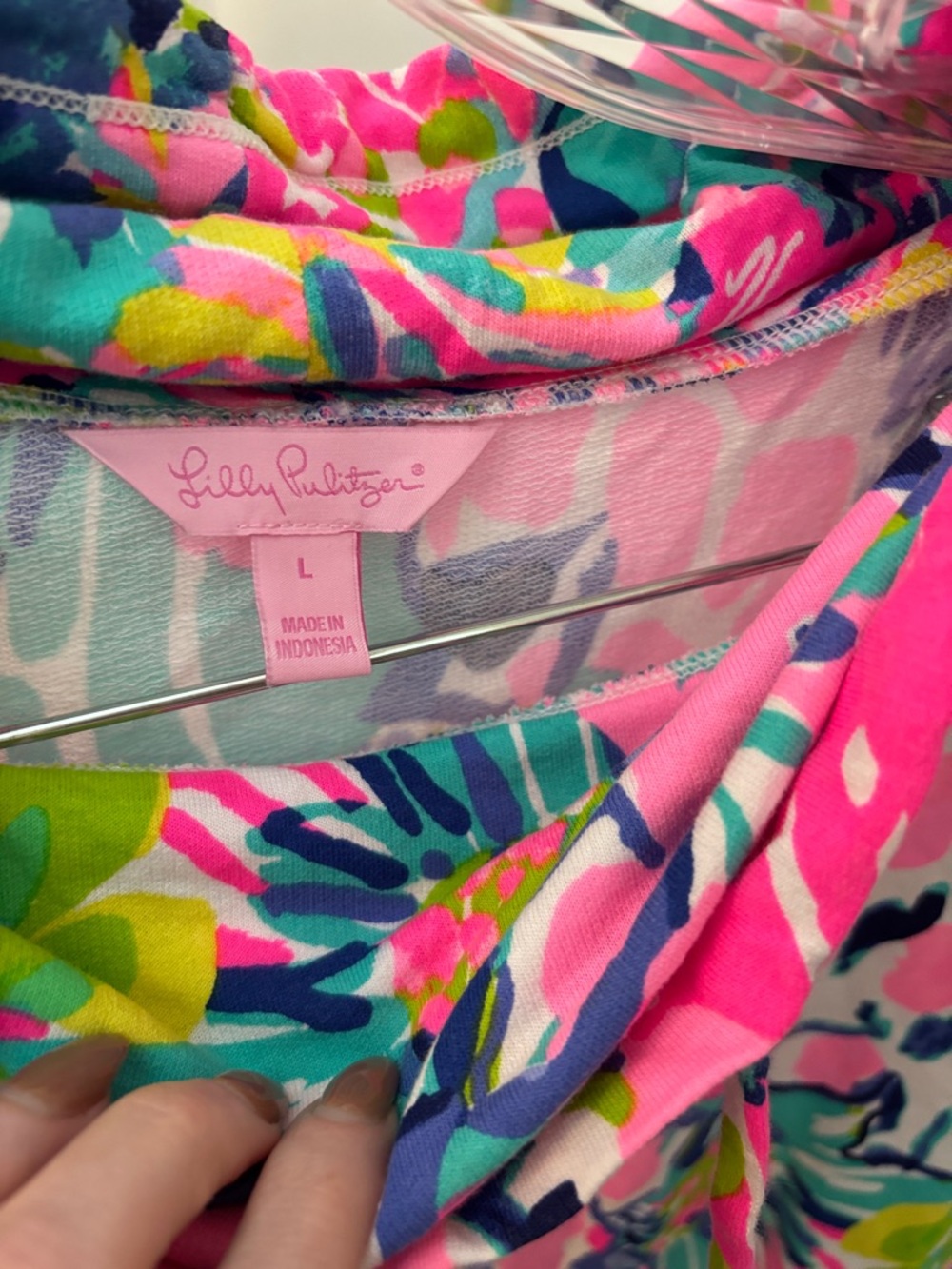 Lilly Pulitzer Giraffe funnel neck pullover - Picture 2 of 4